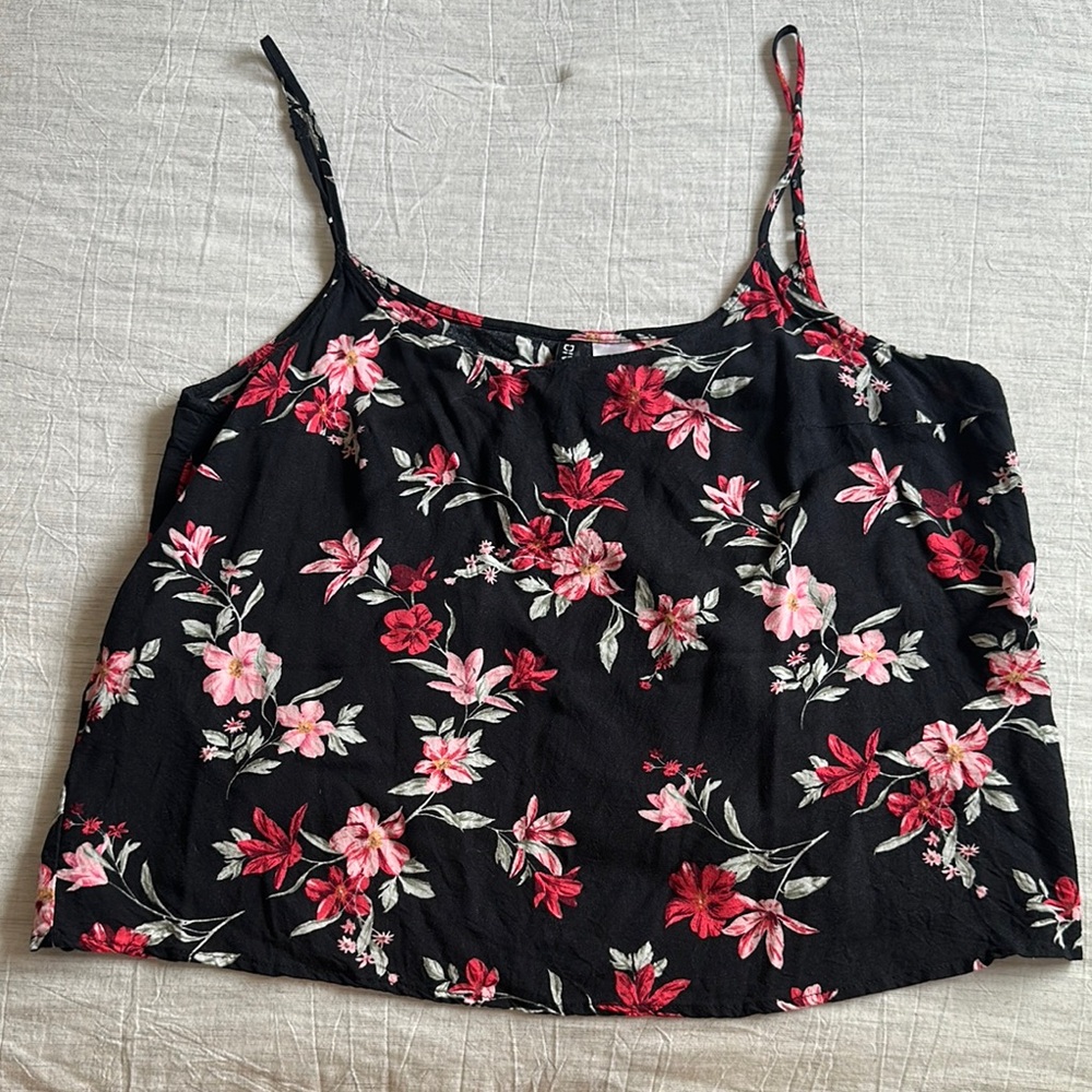 H&M Black and Pink Relaxed Crop Camisole Women’s Size 10